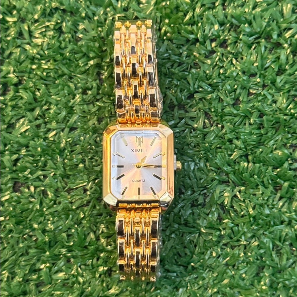 Gold Analog Dress Watch with Mesh Band